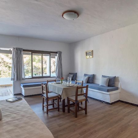 Apartamentos Pinomar Ес Кало Екстериор снимка